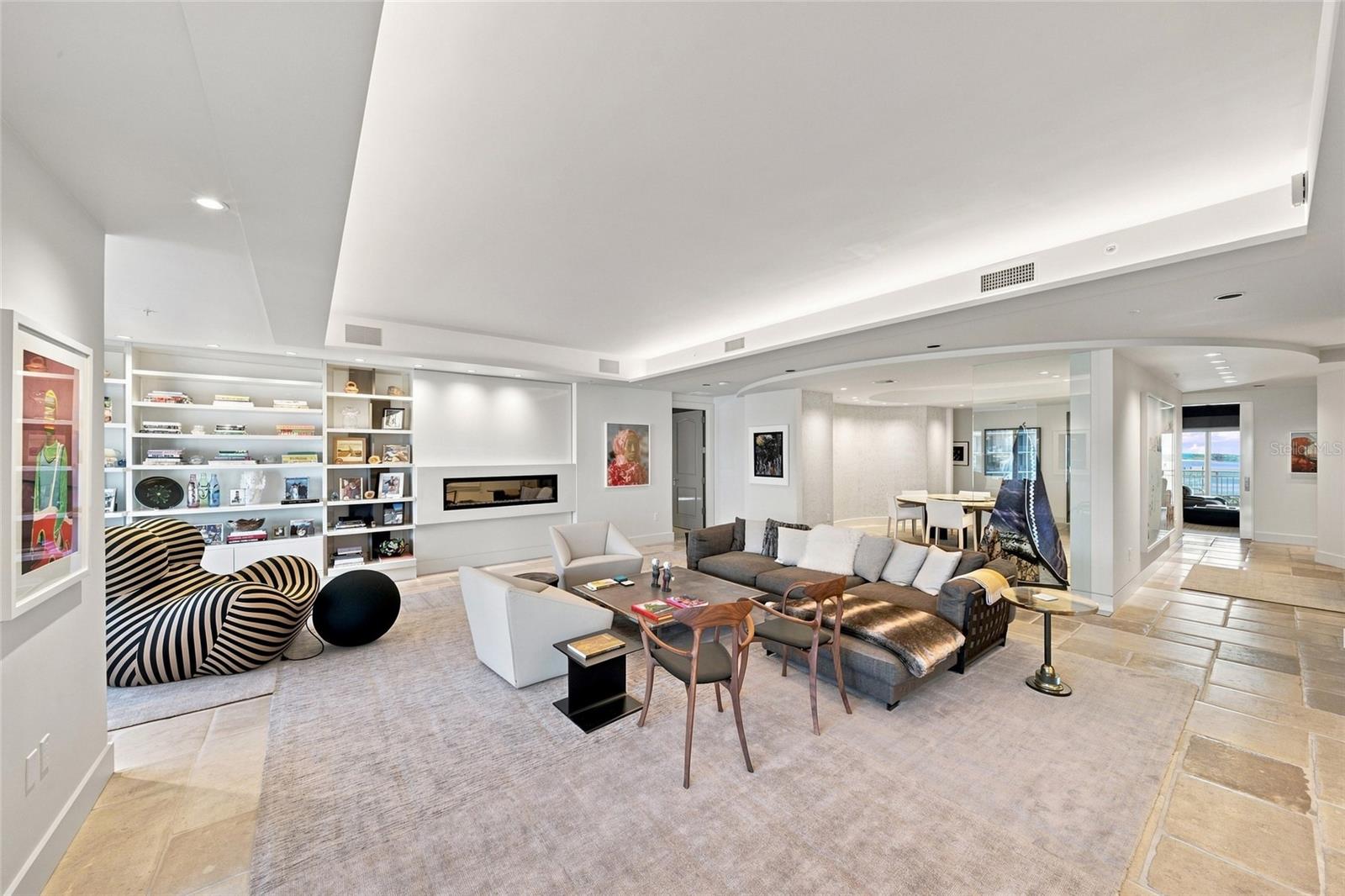 1111 RITZ CARLTON DR #1704