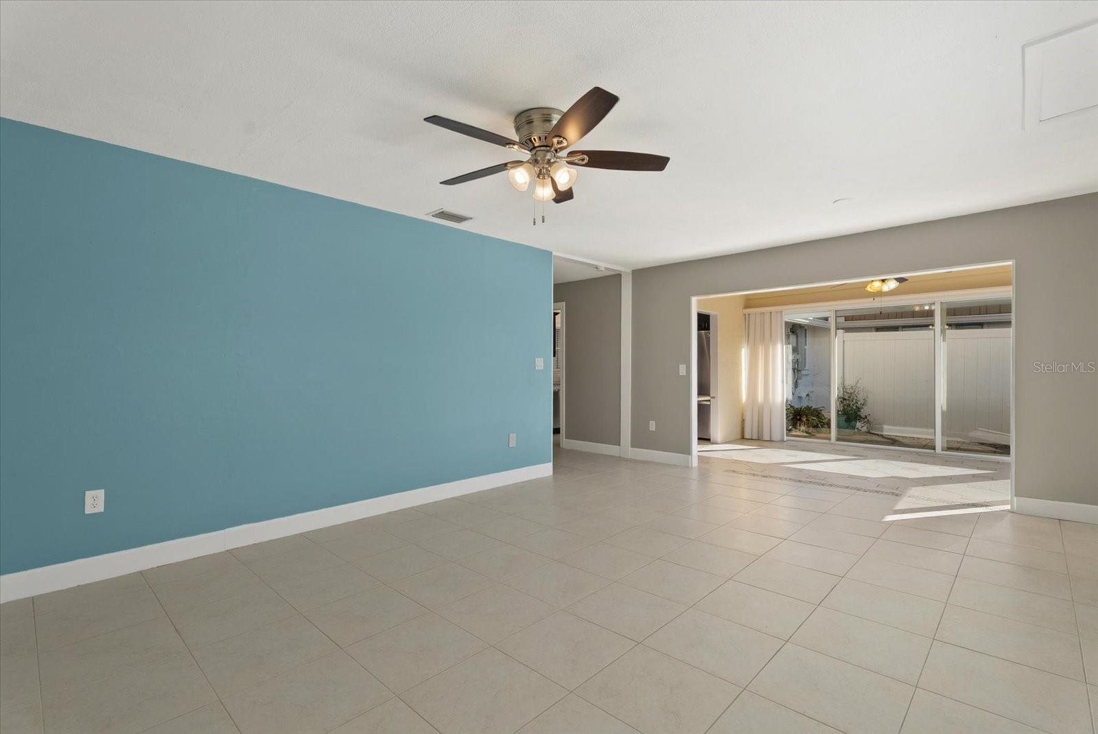 2320 AQUABLUFF PL #V274