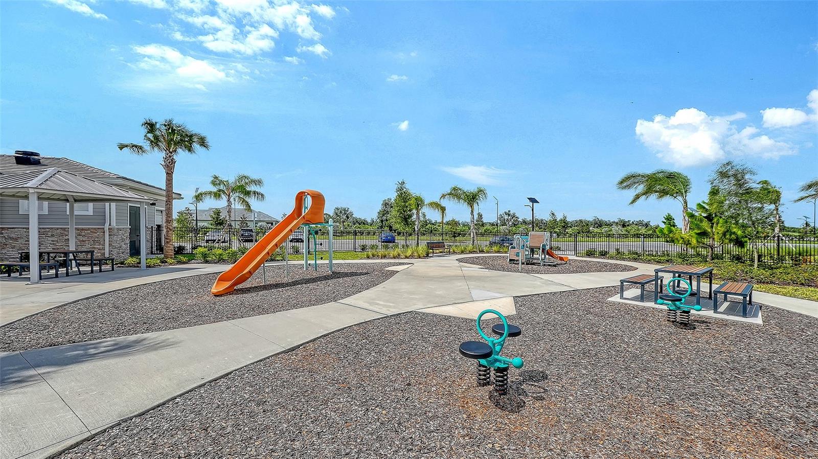 11719 11719 LILAC PEARL LN
