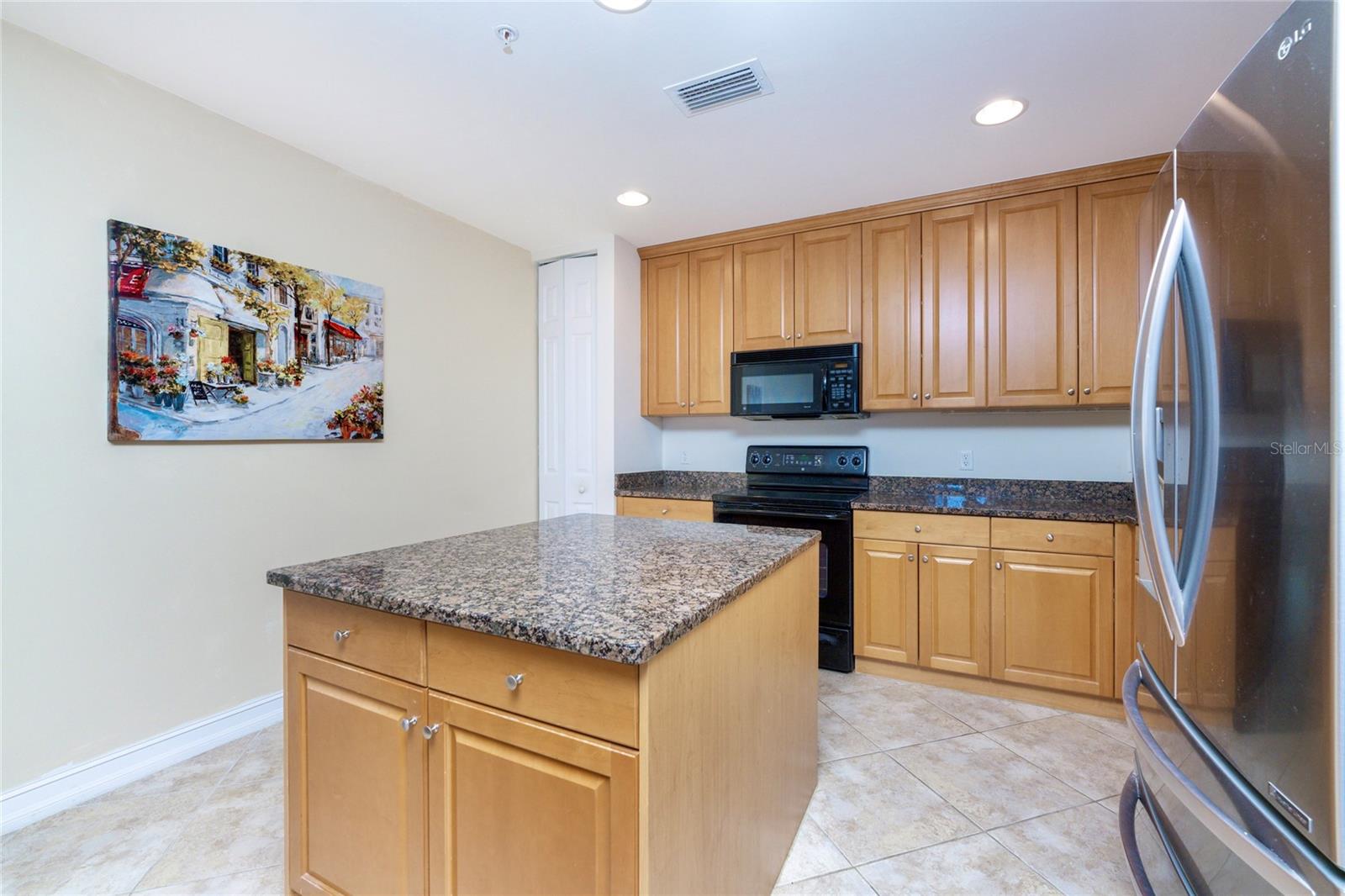 85 VIVANTE BLVD #204