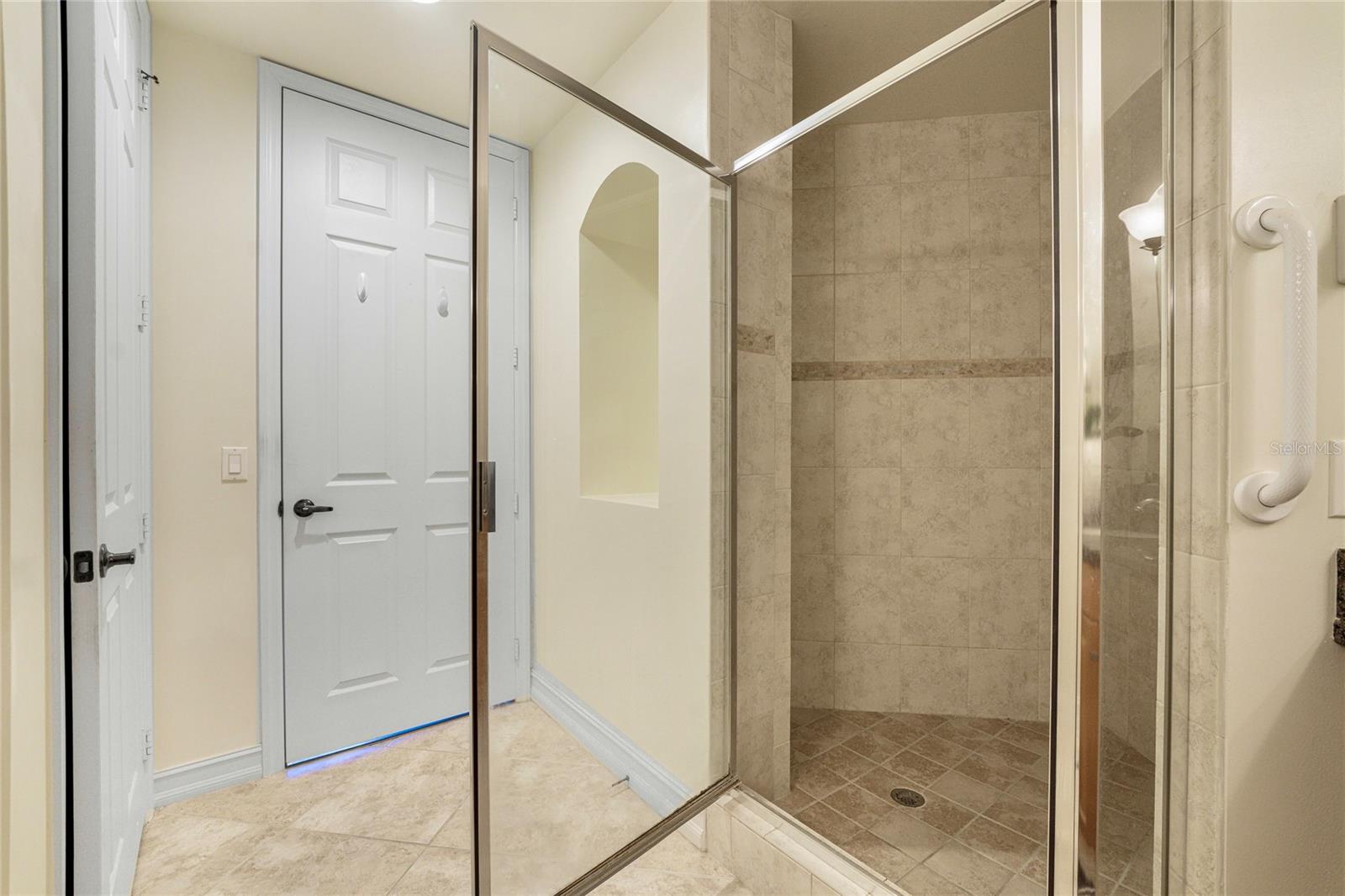 85 VIVANTE BLVD #204