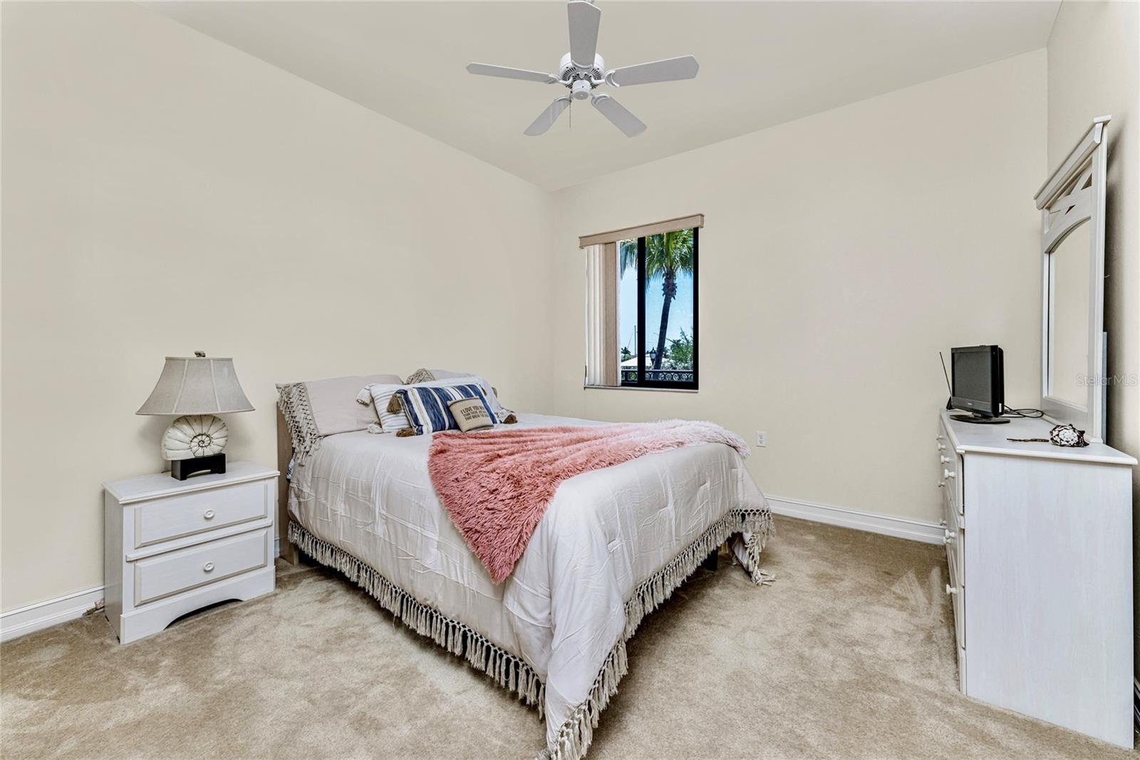 85 VIVANTE BLVD #204