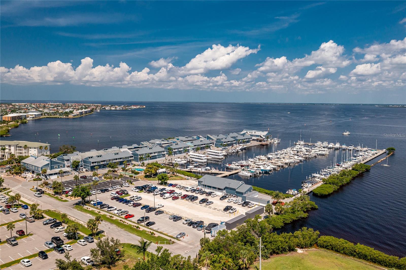 2120 GULFVIEW RD