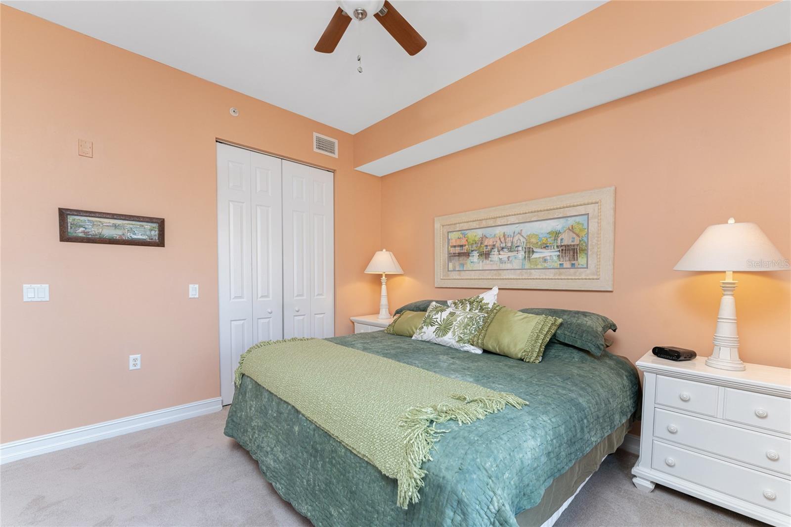 88 VIVANTE BLVD #8845/405