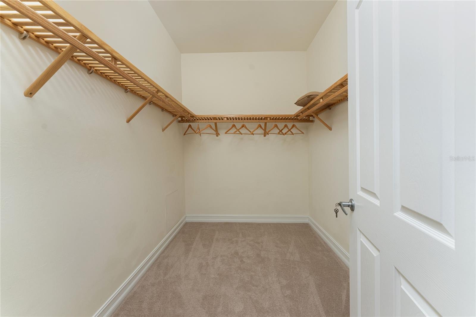 88 VIVANTE BLVD #8845/405