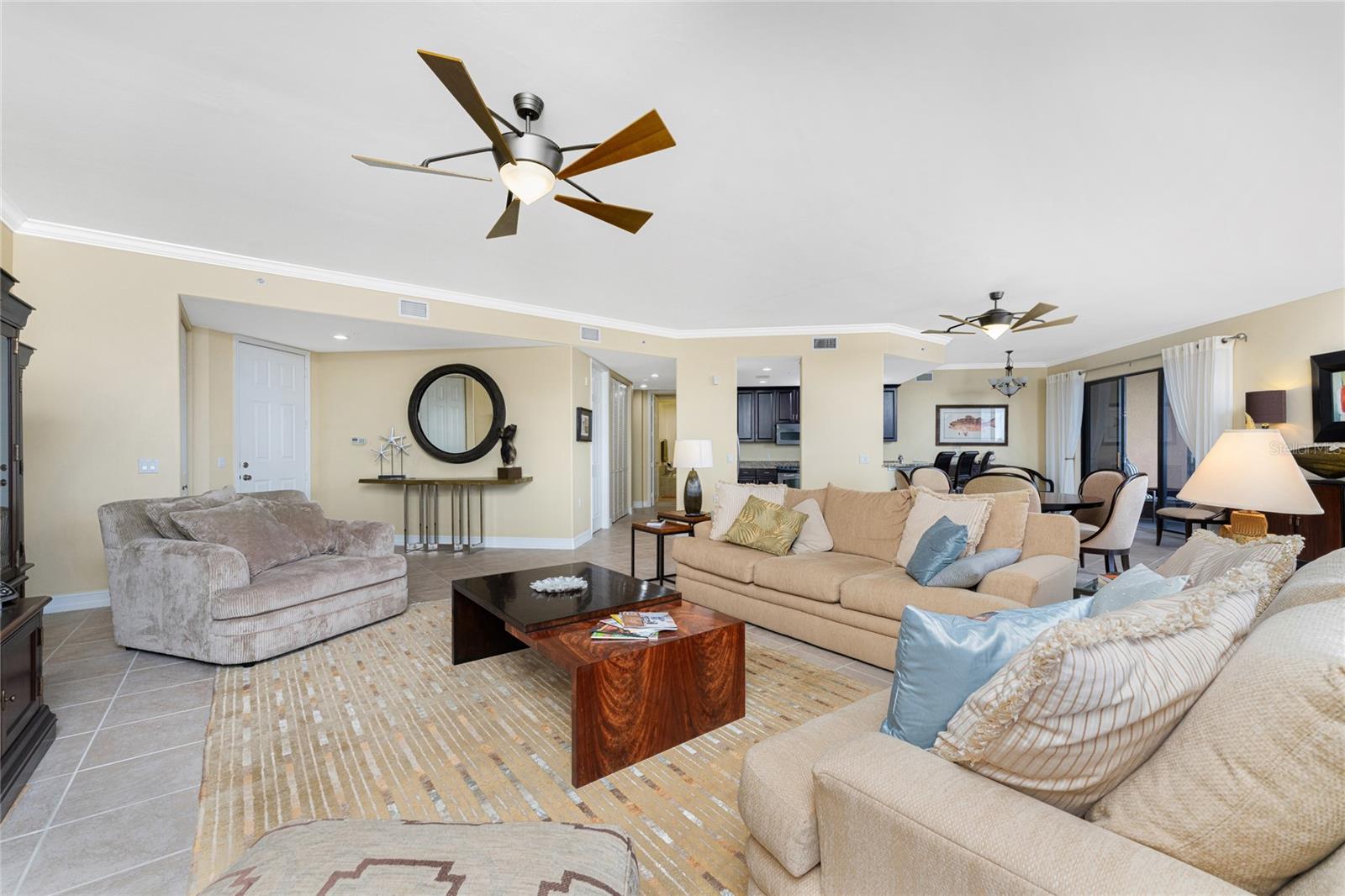 88 VIVANTE BLVD #8845/405