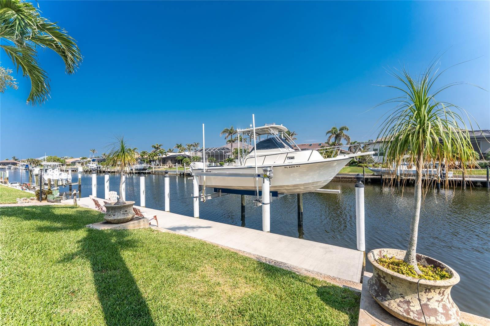 2336 VIA VENETO DR
