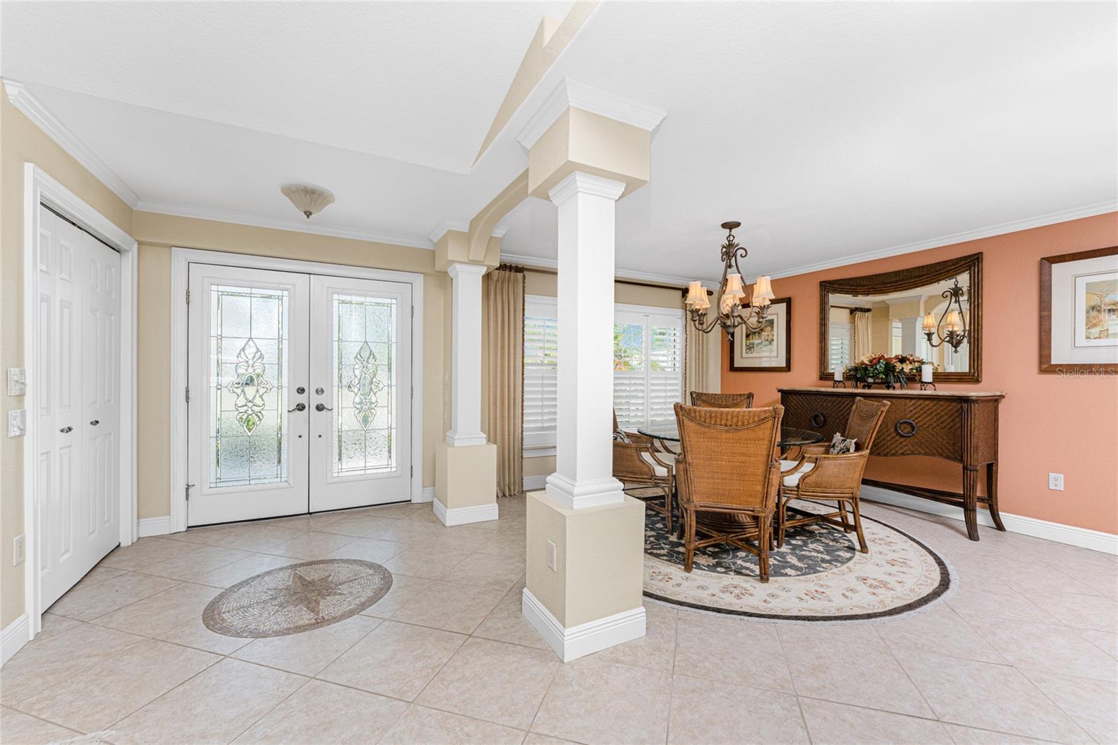2336 VIA VENETO DR
