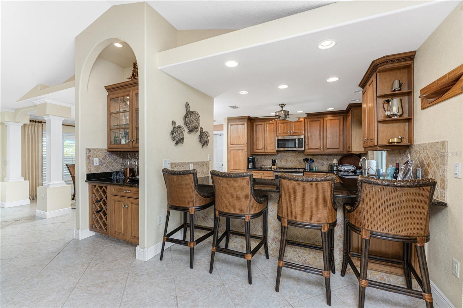 2336 VIA VENETO DR
