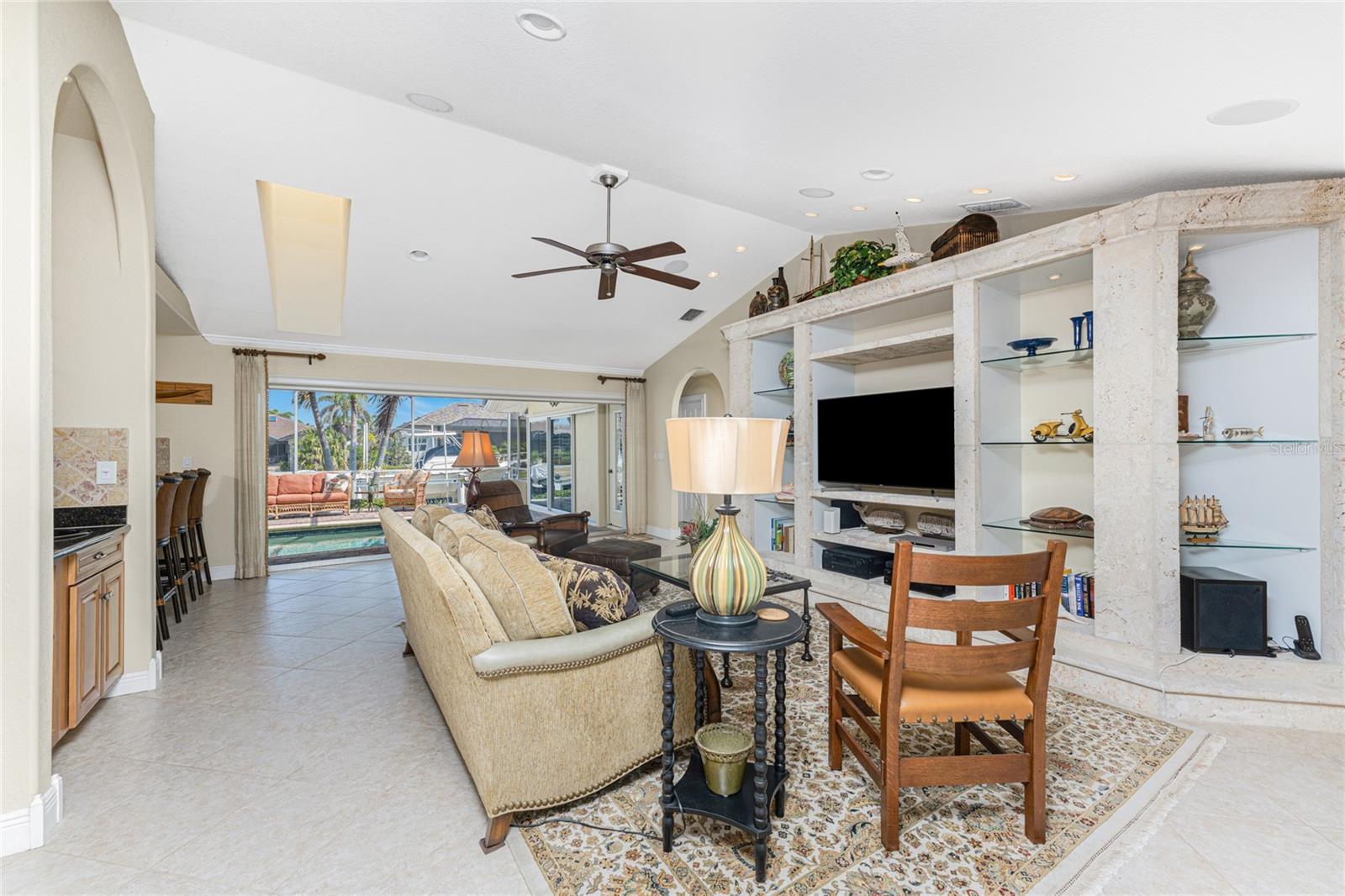 2336 VIA VENETO DR