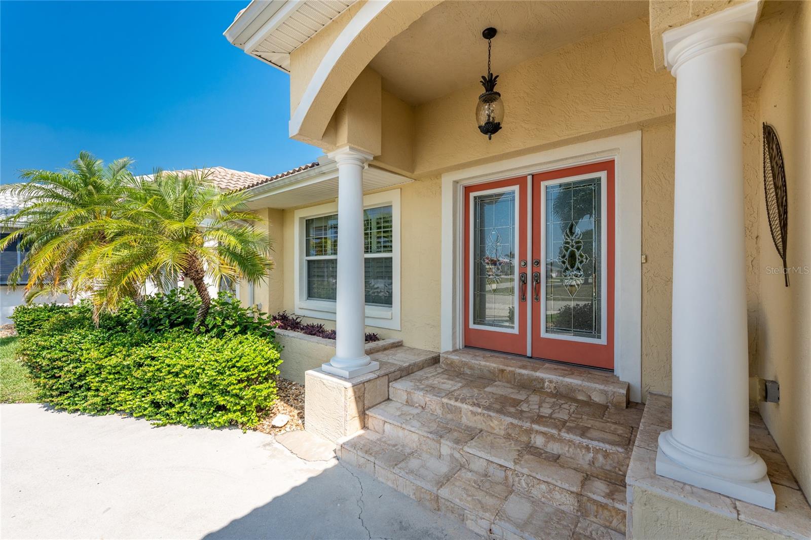 2336 VIA VENETO DR