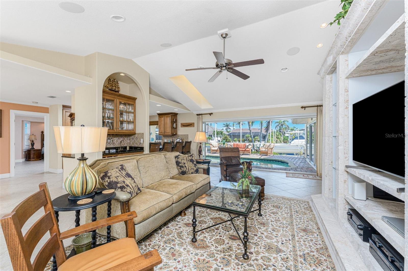 2336 VIA VENETO DR