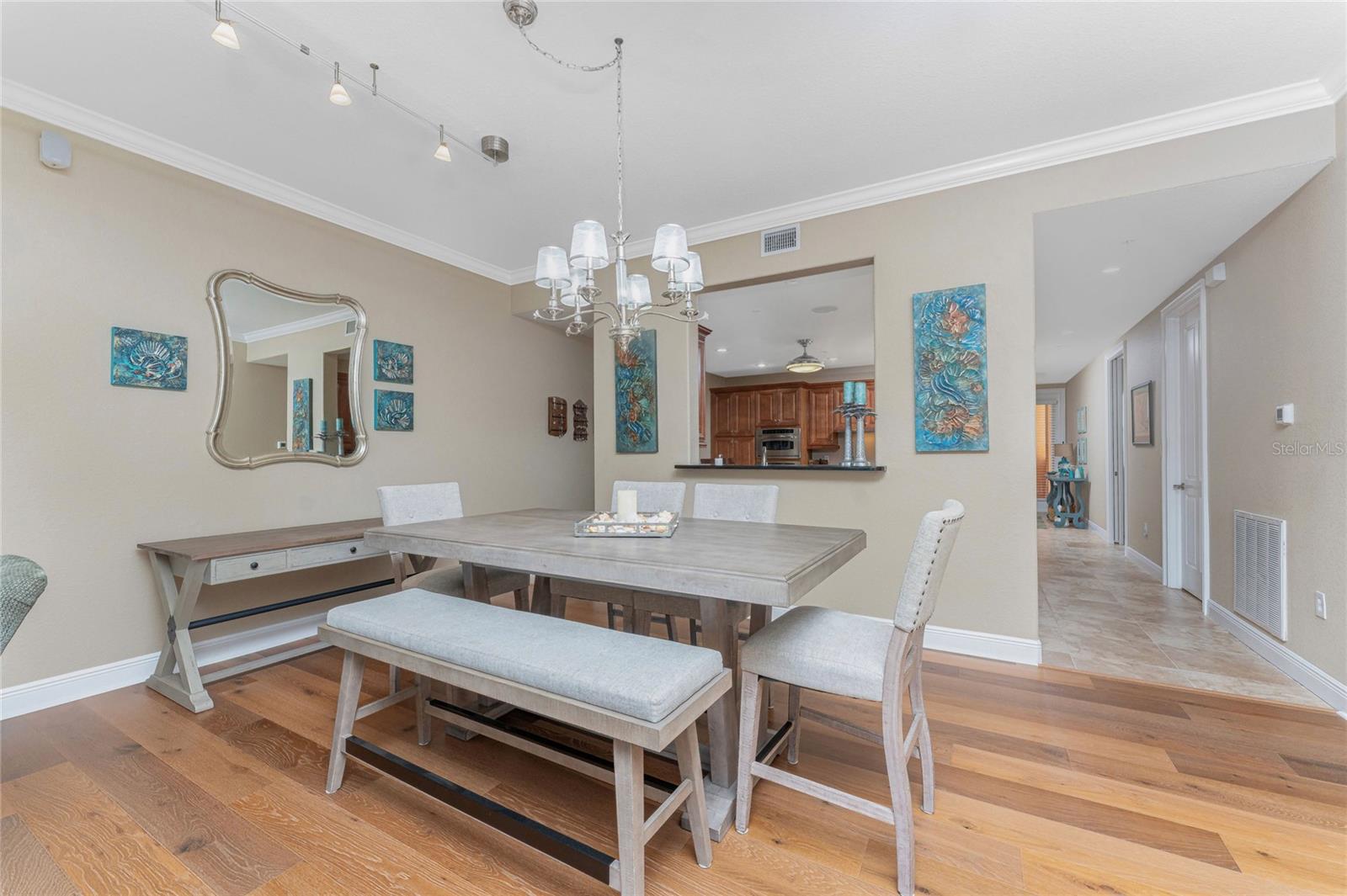 95 N MARION CT #226