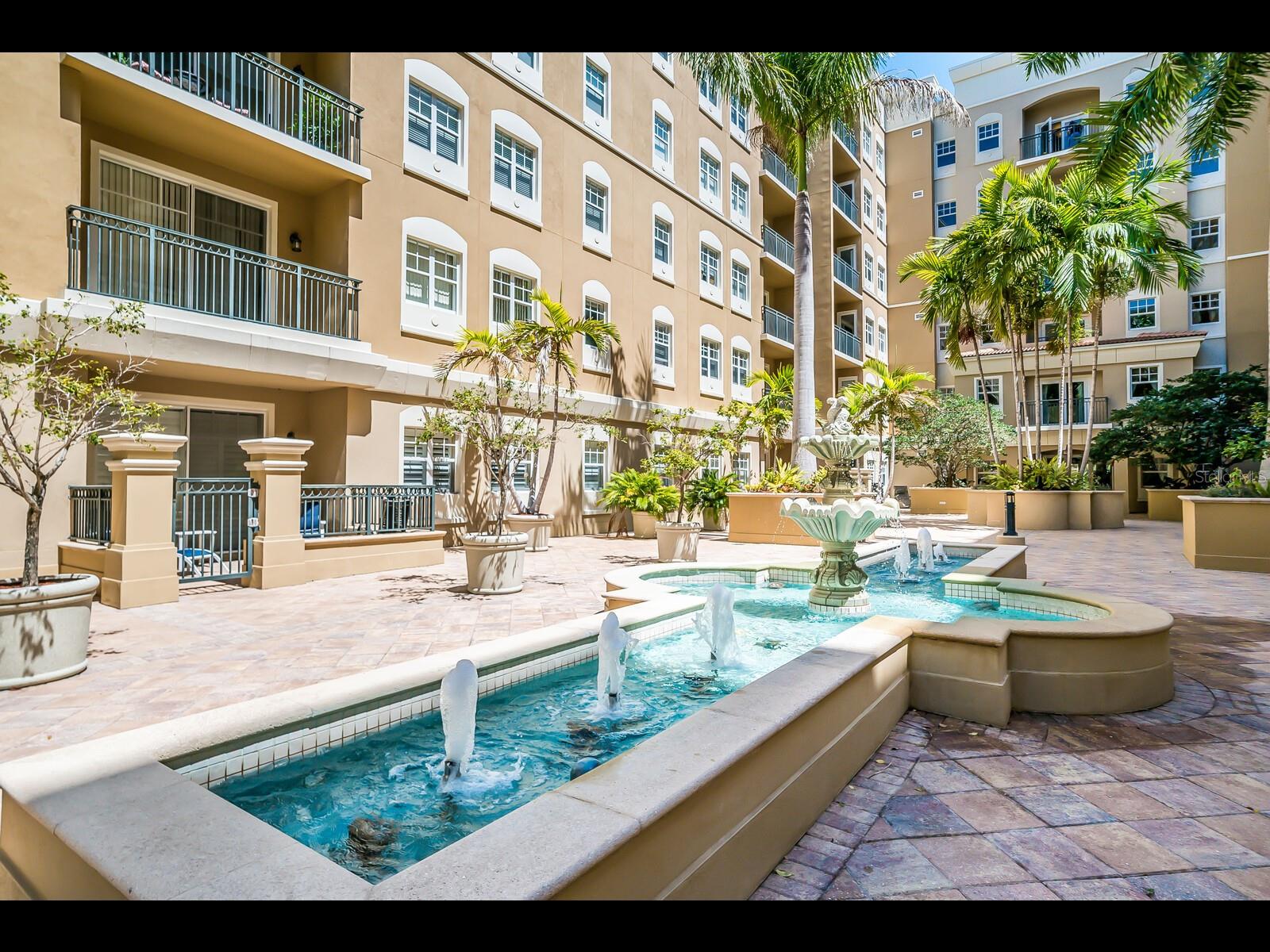 1064 N TAMIAMI TRL #1219