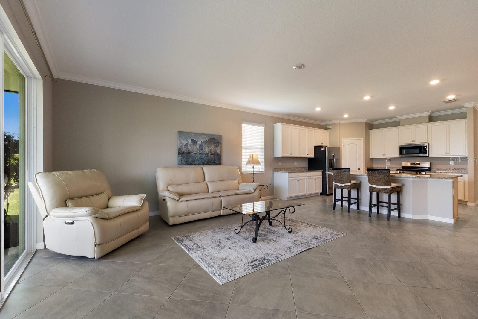 2532 AVOLET CT