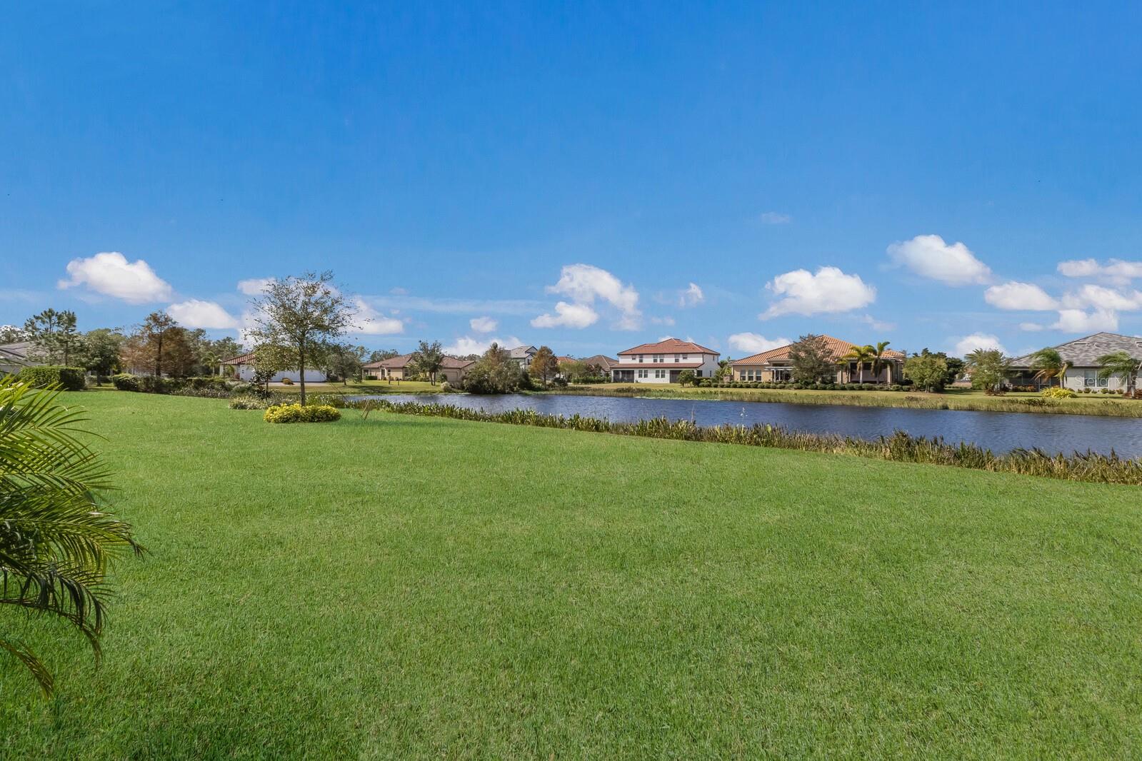 2532 AVOLET CT