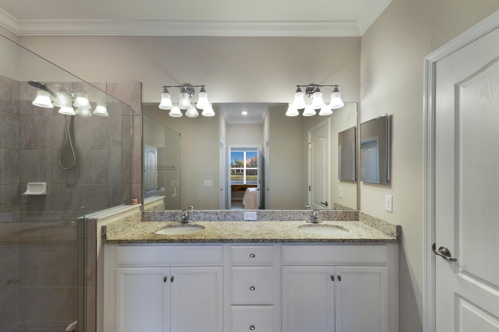 2532 AVOLET CT
