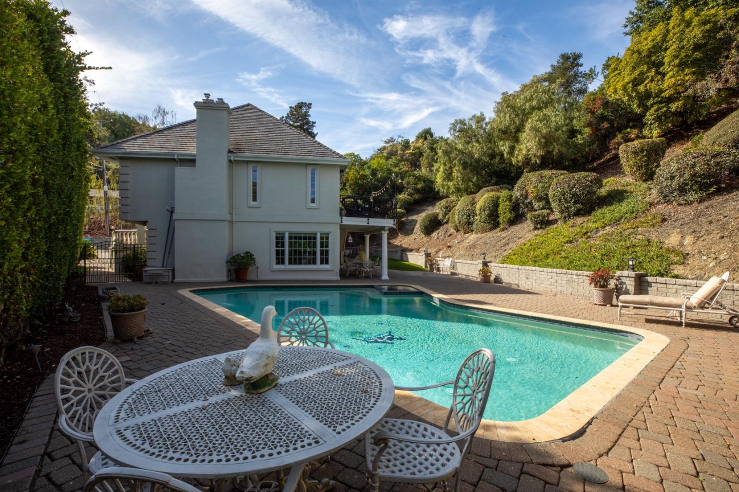 1009 Silver Hill Road