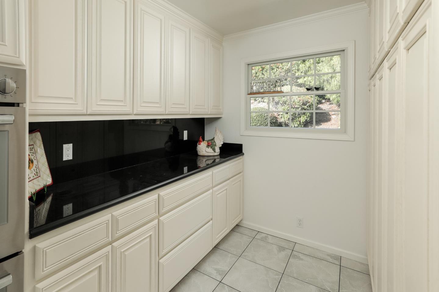 1009 Silver Hill Road