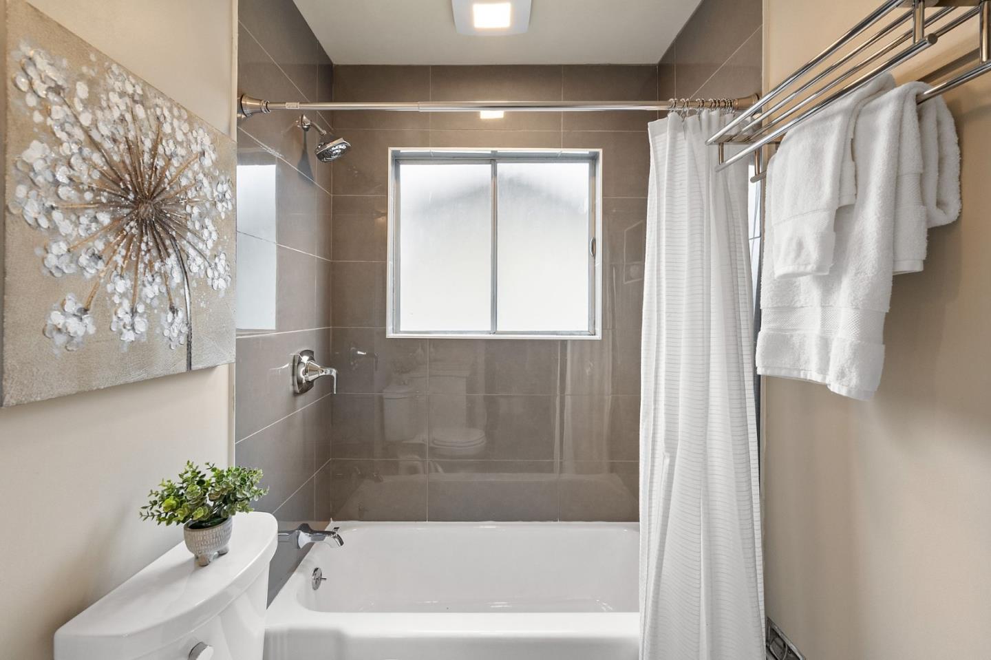 3342 Lower Lock Avenue