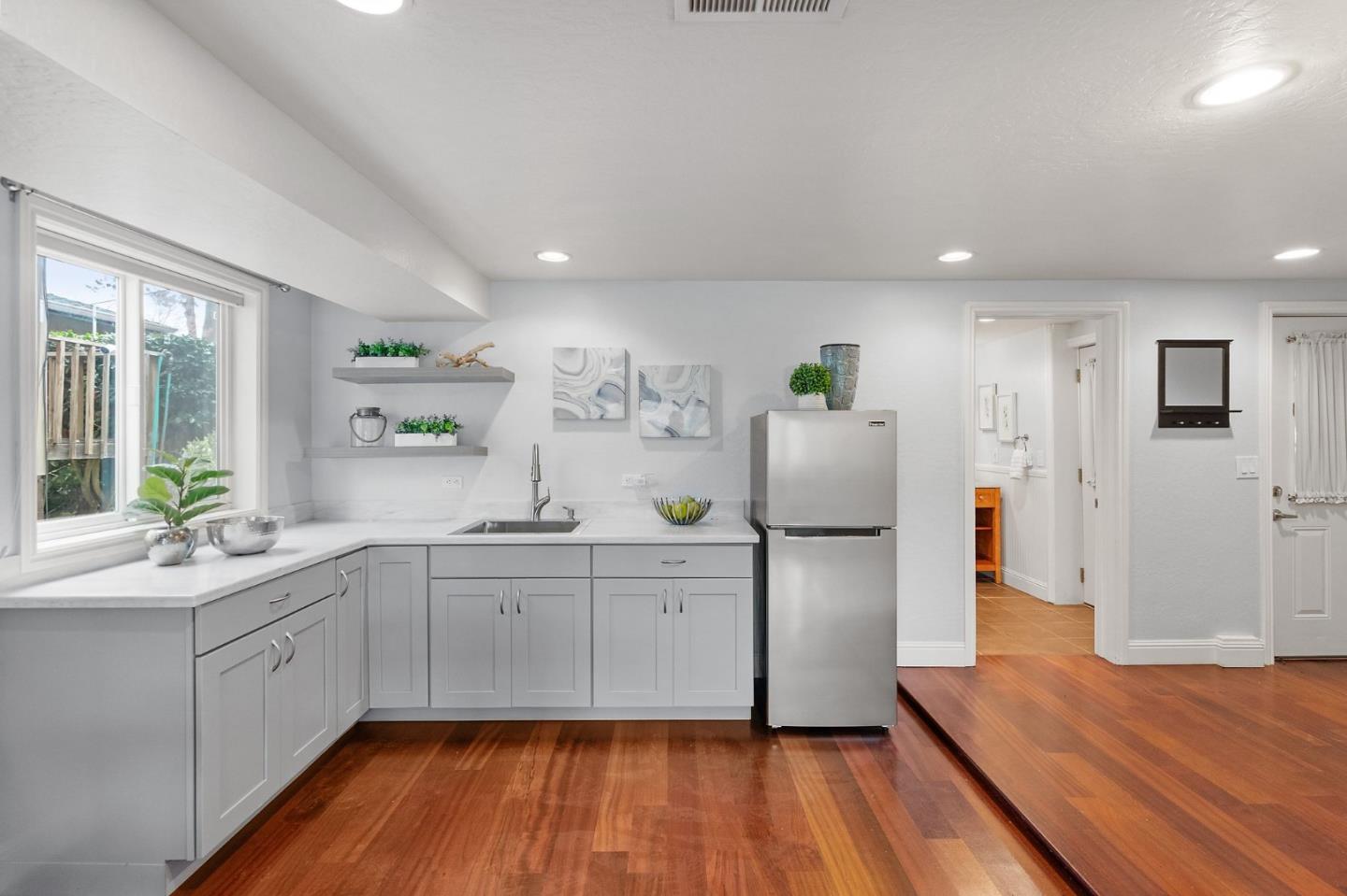 3342 Lower Lock Avenue