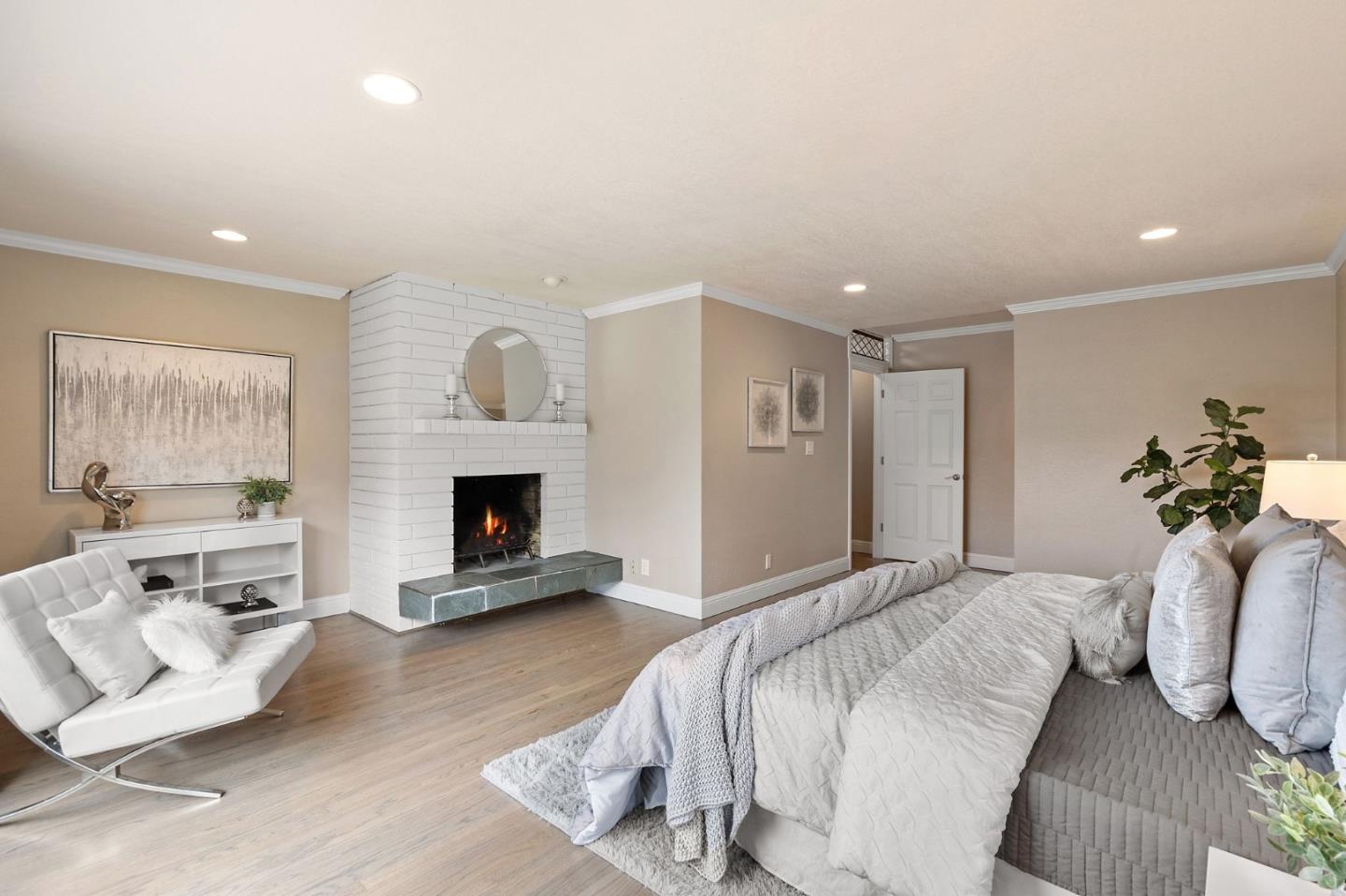 3342 Lower Lock Avenue