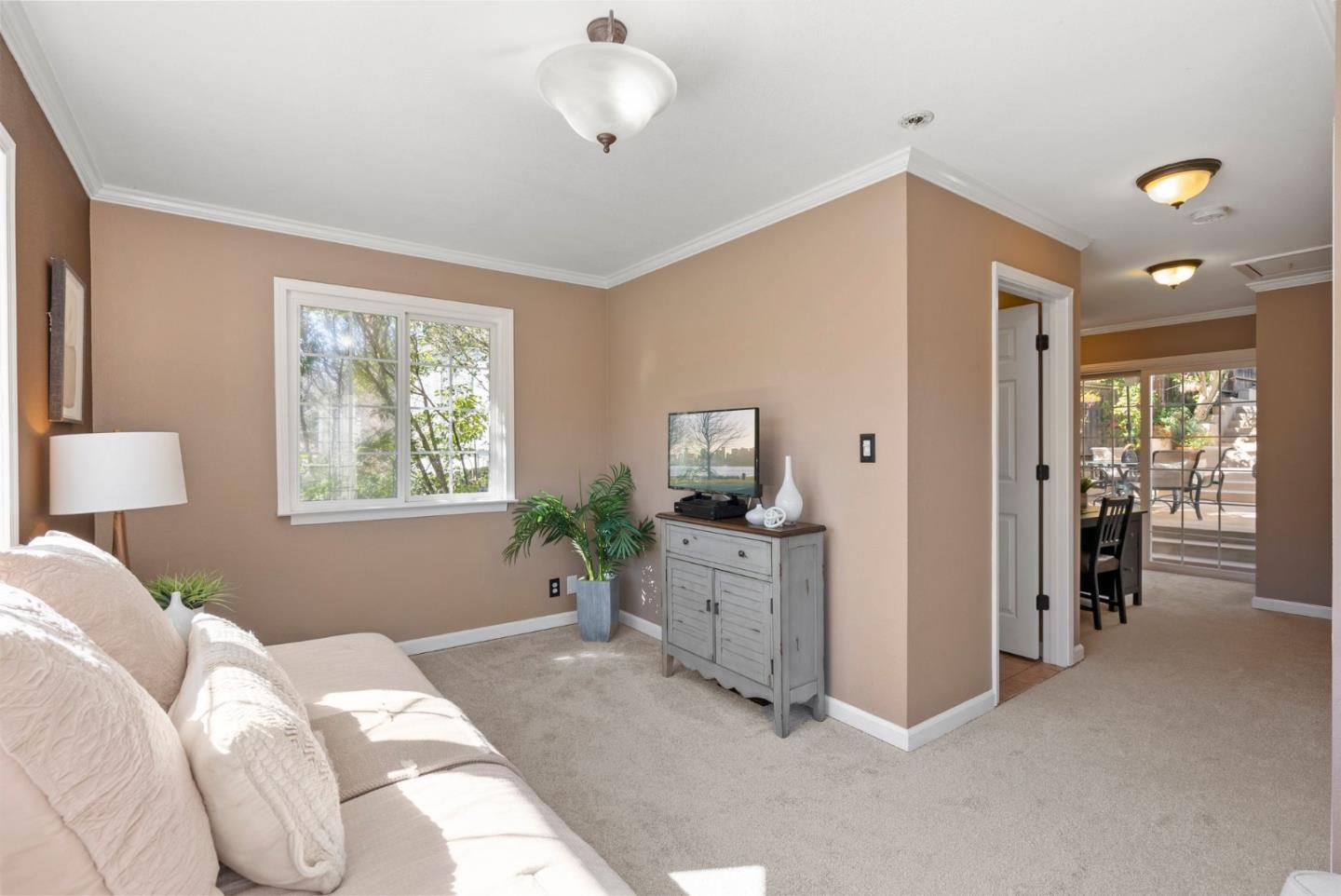 1914 San Carlos Avenue