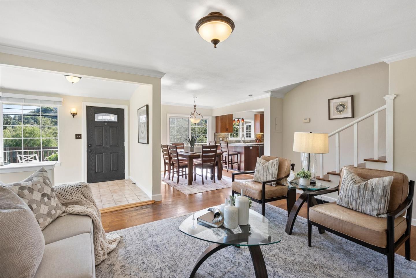 1914 San Carlos Avenue