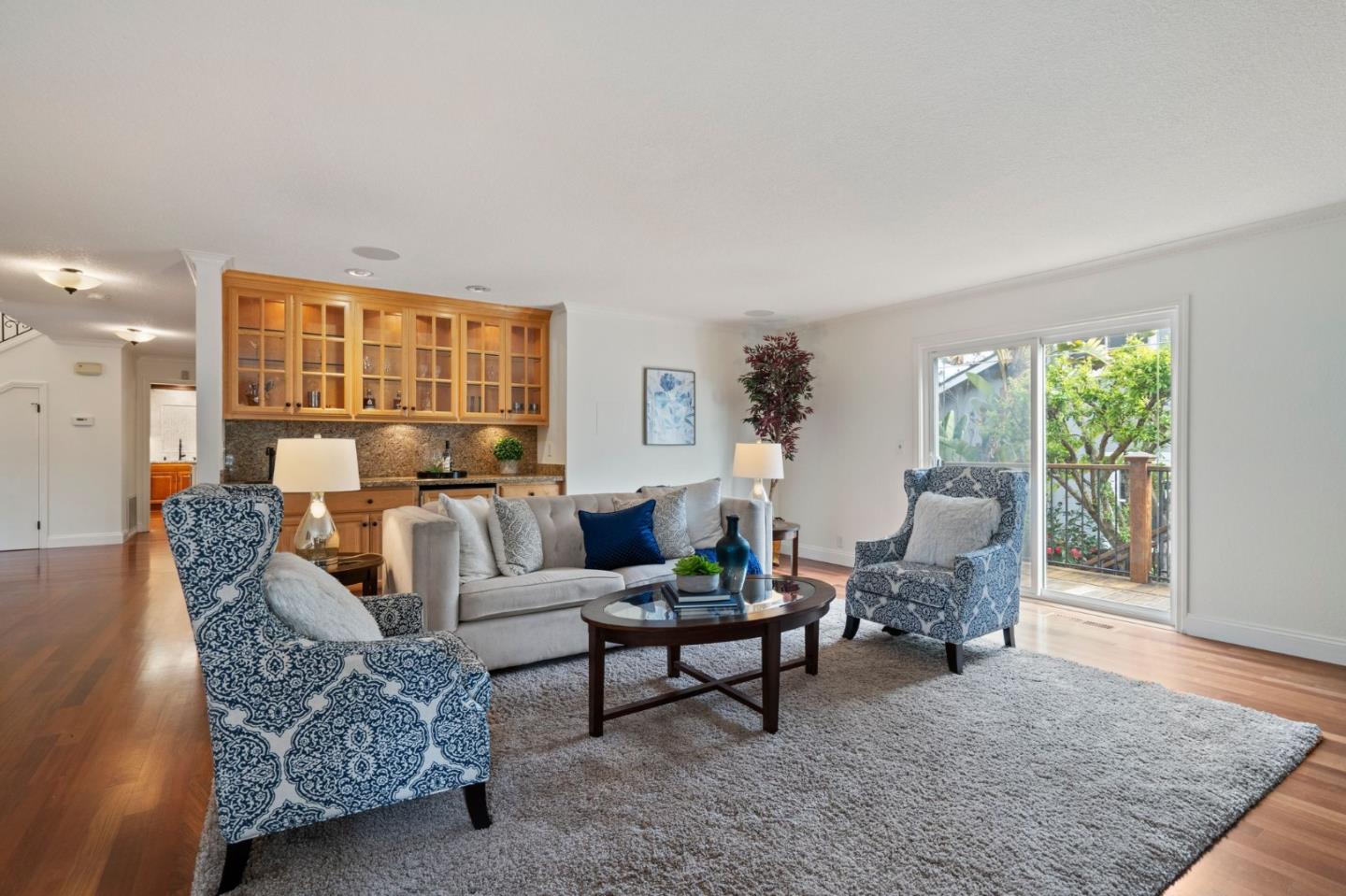 609 De Anza Avenue