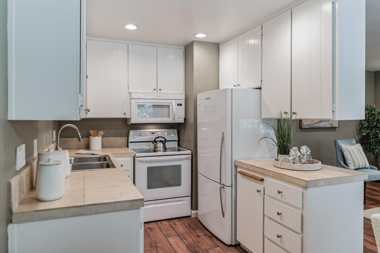 185 Union Avenue 83