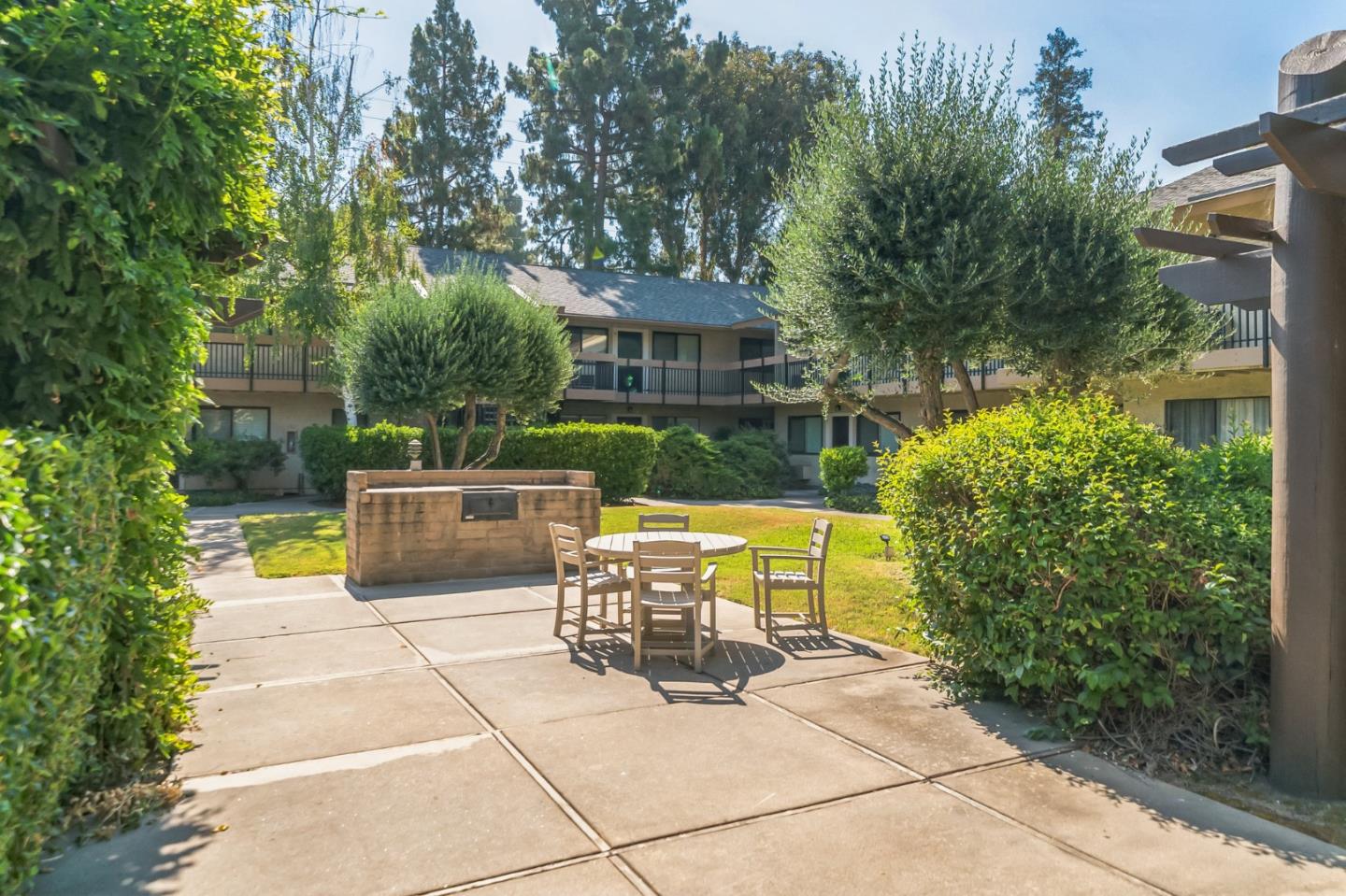 185 Union Avenue 83