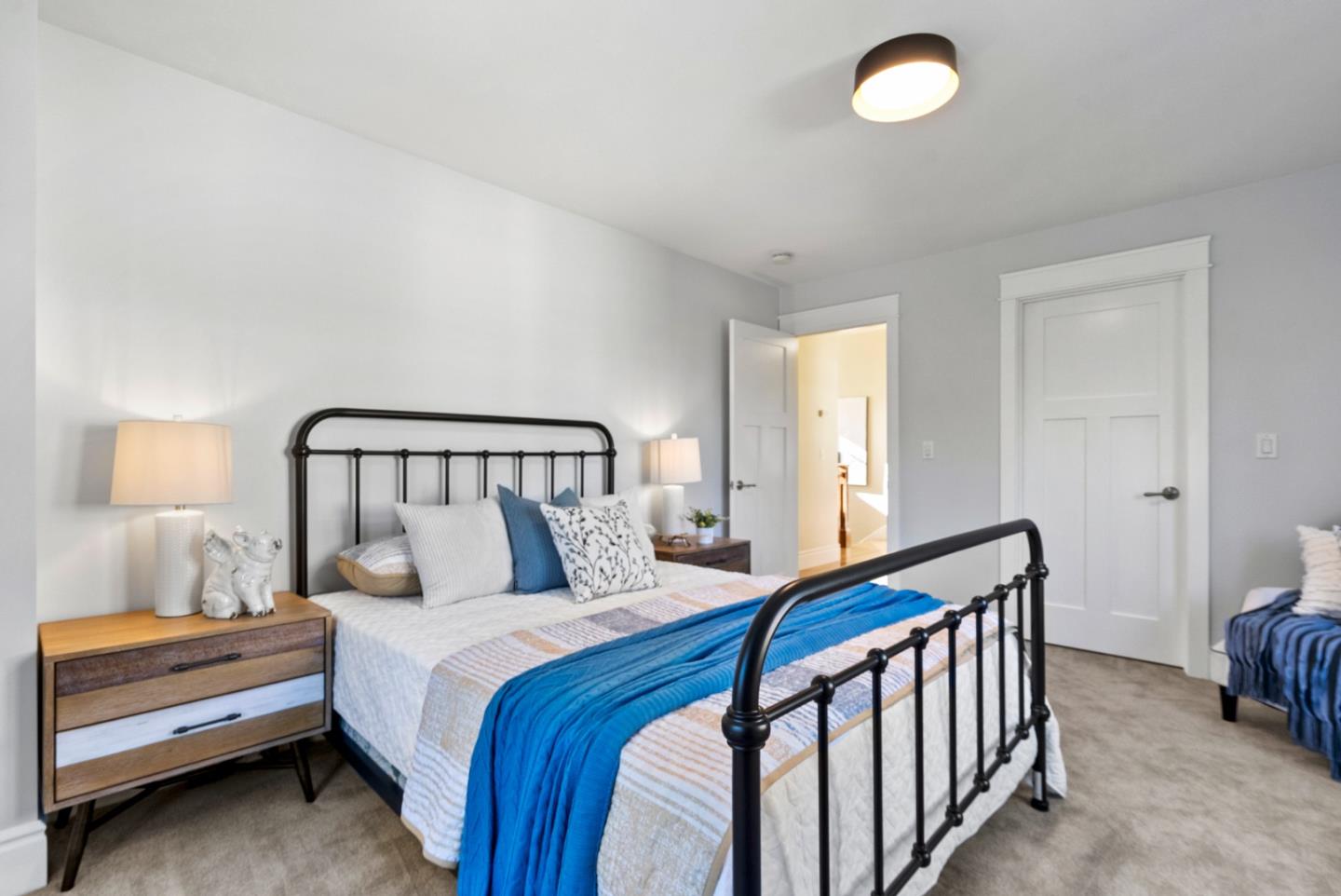 2148 Greenwood Avenue