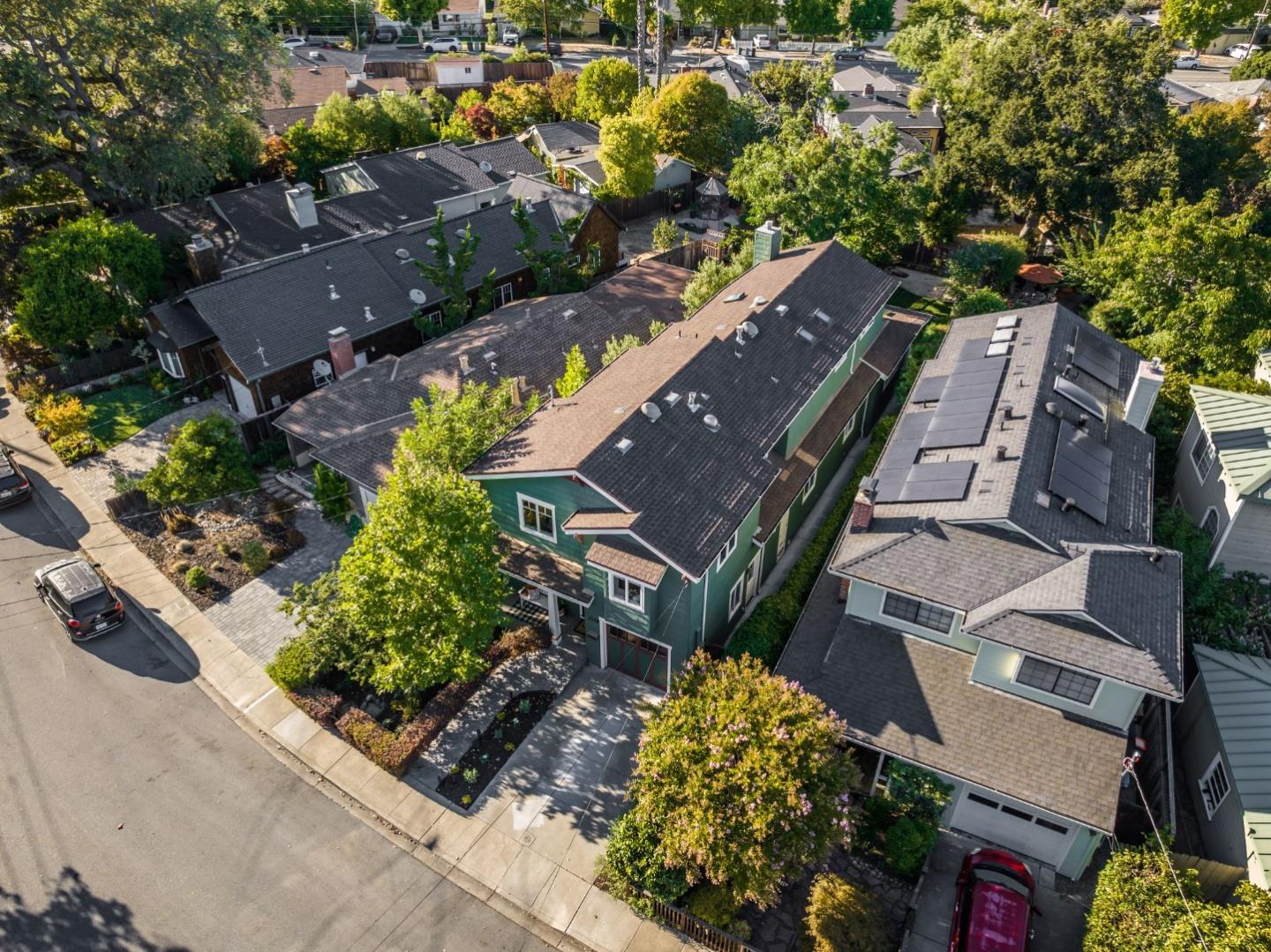 2148 Greenwood Avenue