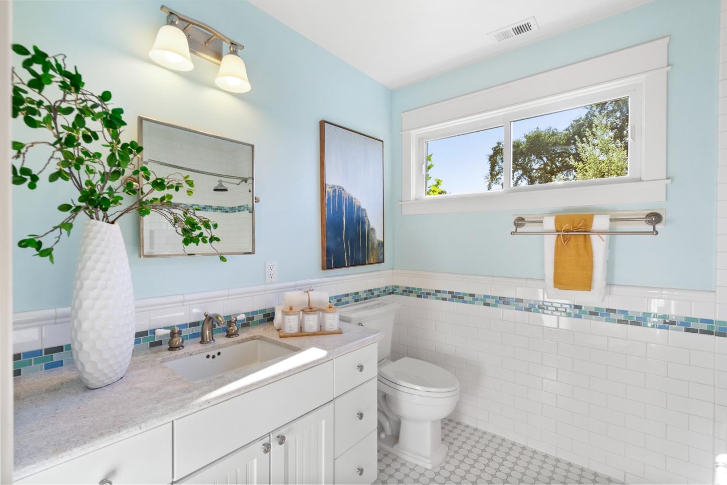 2148 Greenwood Avenue