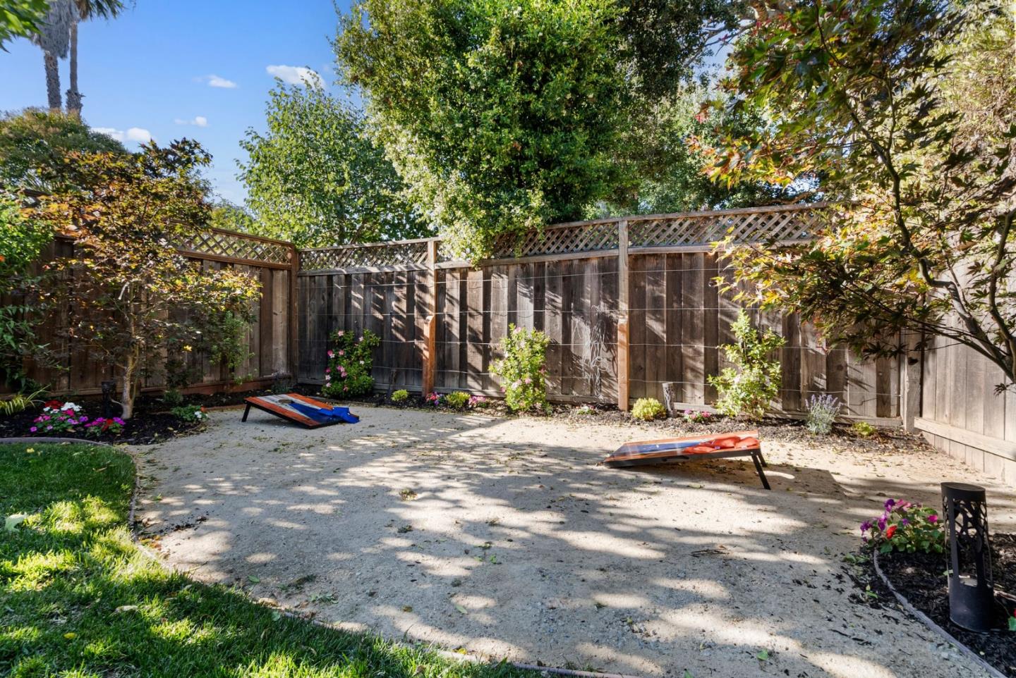 2148 Greenwood Avenue