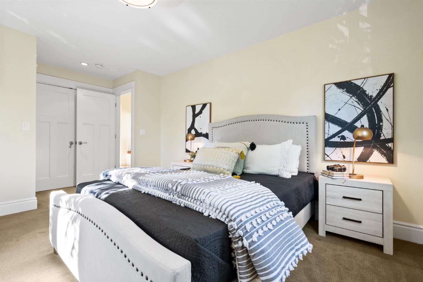 2148 Greenwood Avenue