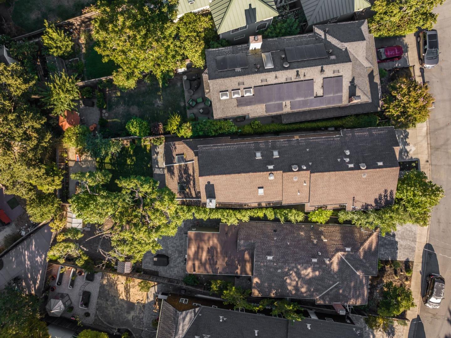 2148 Greenwood Avenue