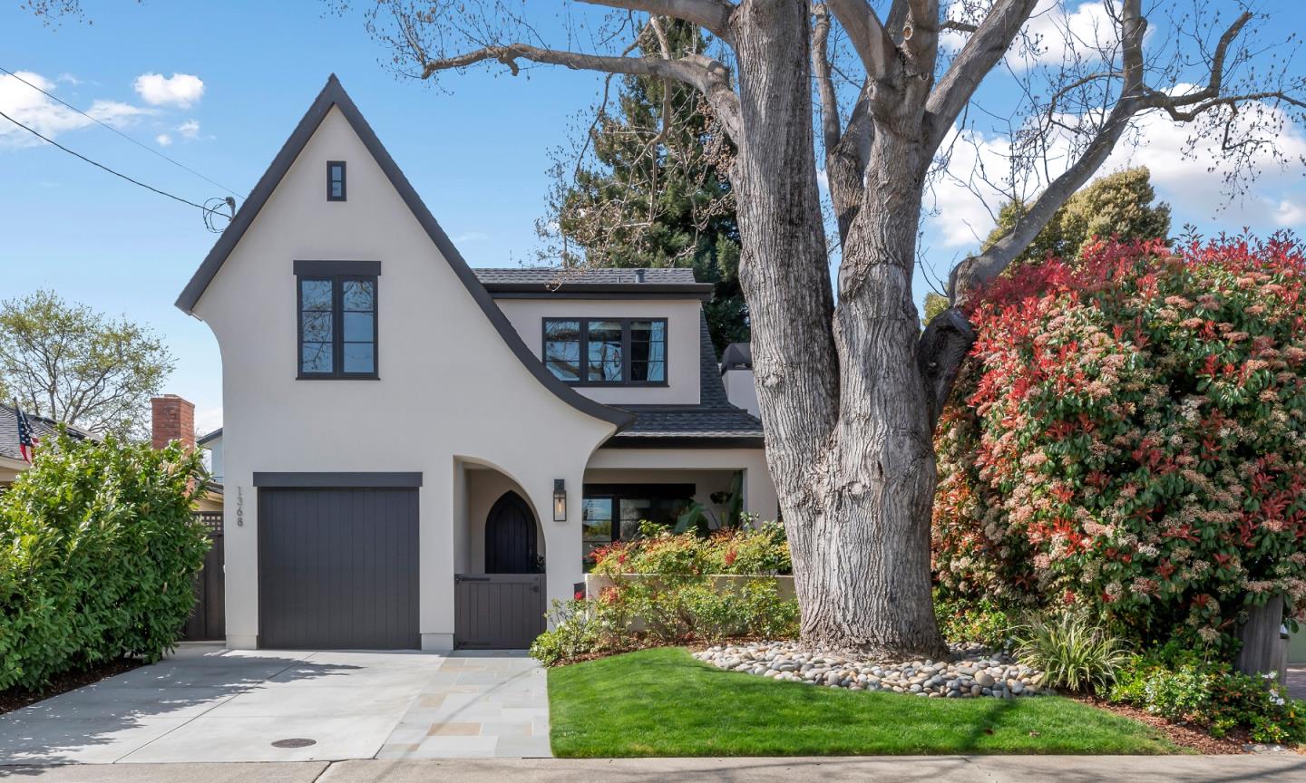 1368 Woodland Avenue