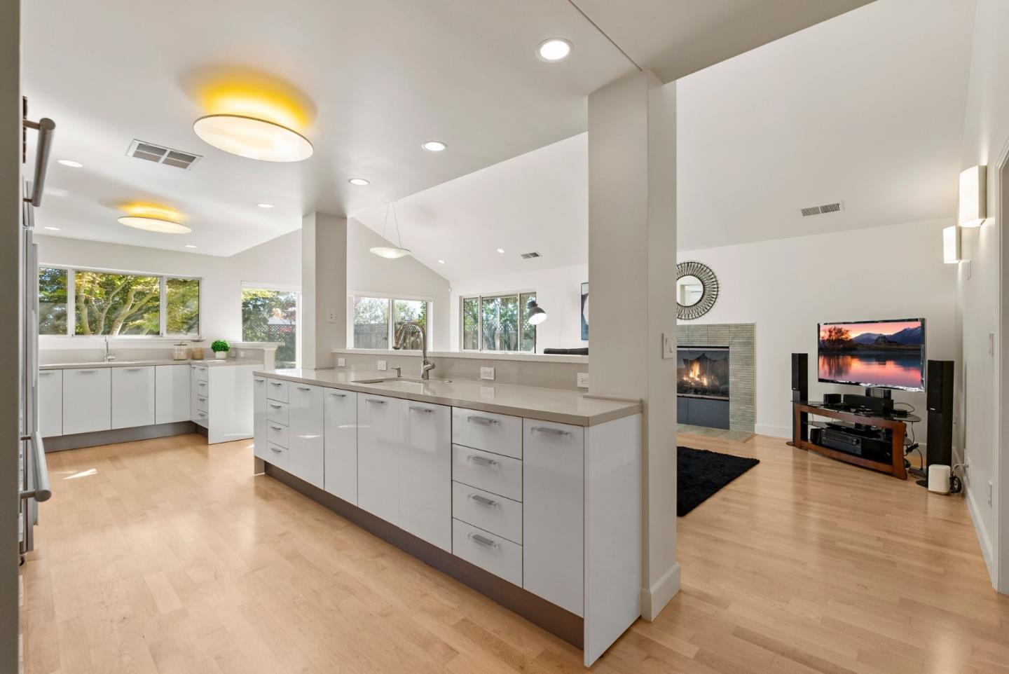 783 Crestview Drive
