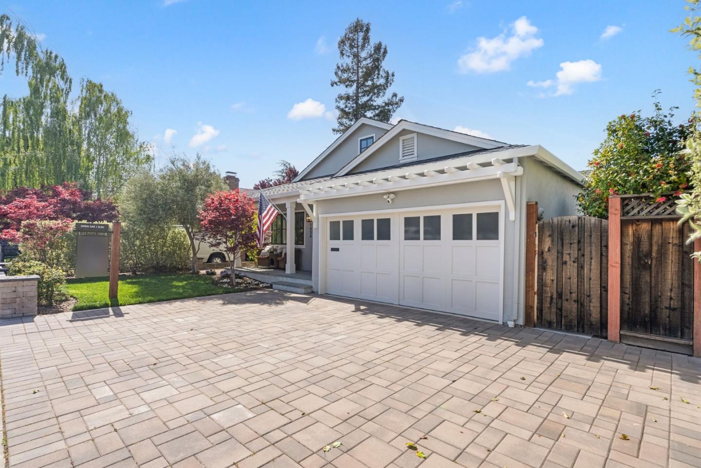 1956 Eucalyptus Avenue