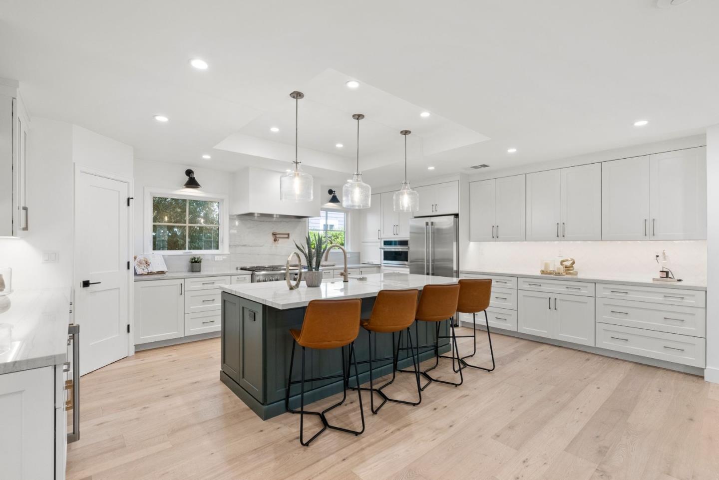 1956 Eucalyptus Avenue