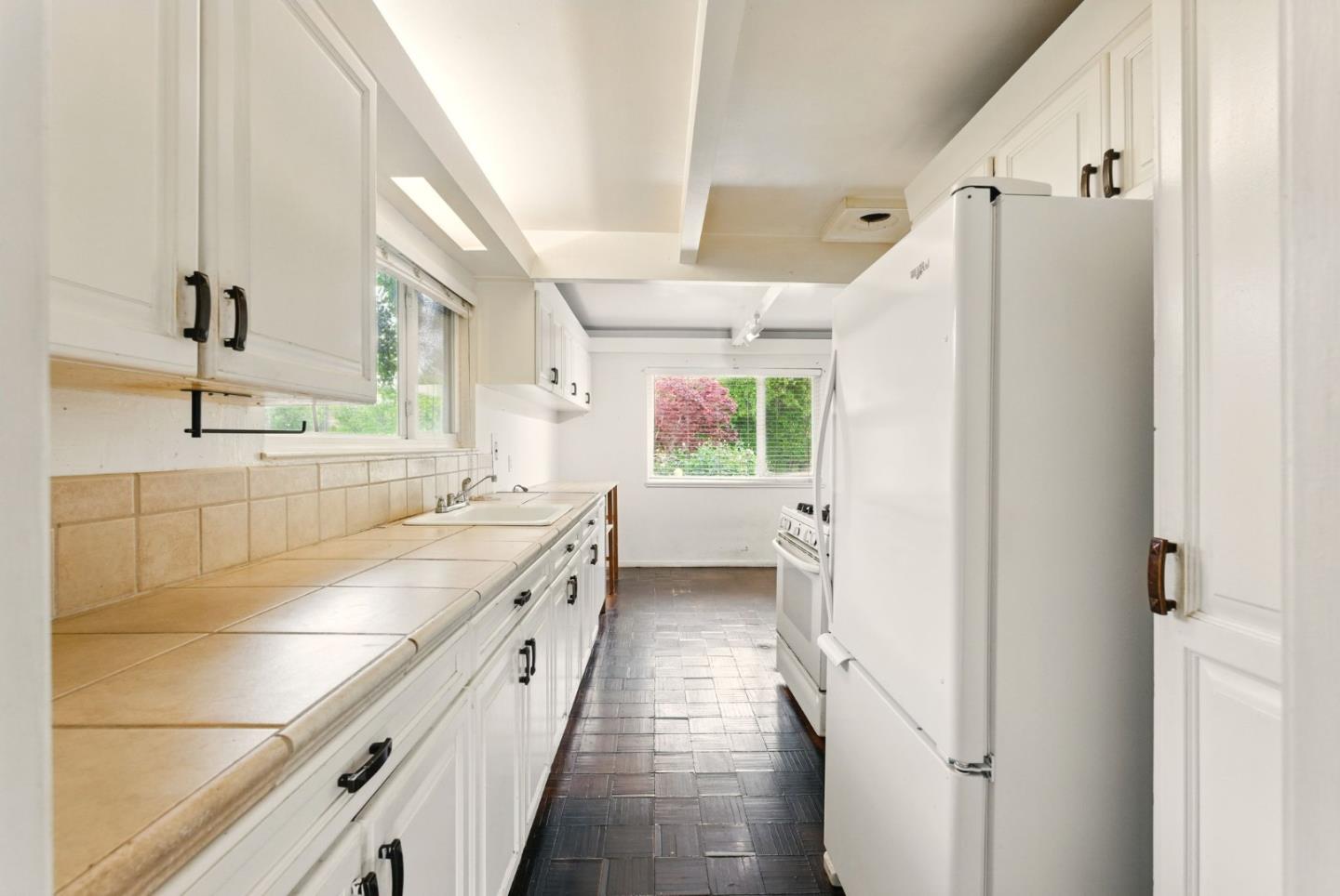 46 Hilltop Drive