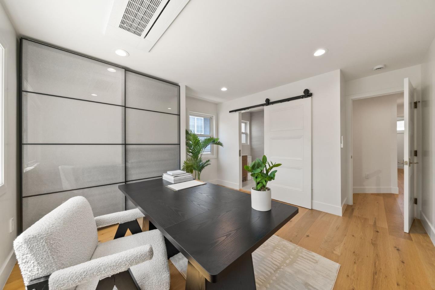 1025 Walnut Street