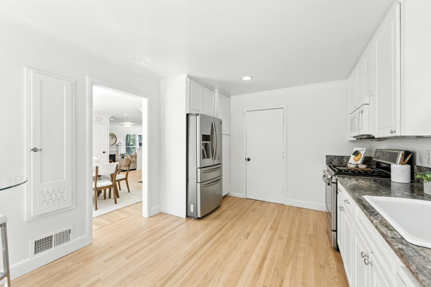 472 Emerald Avenue