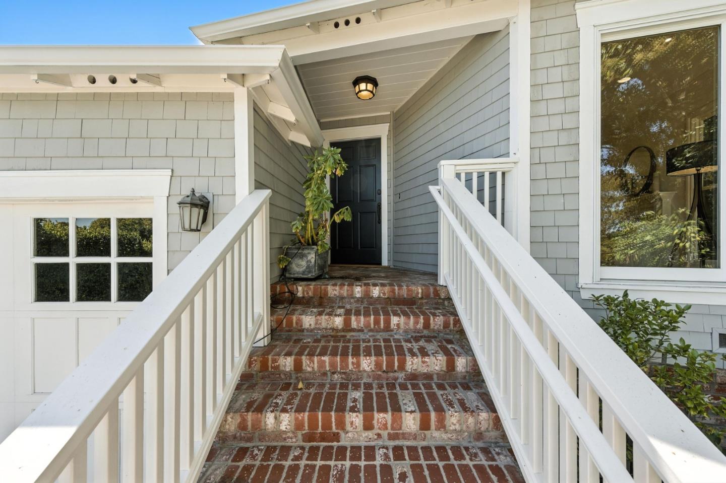 472 Emerald Avenue