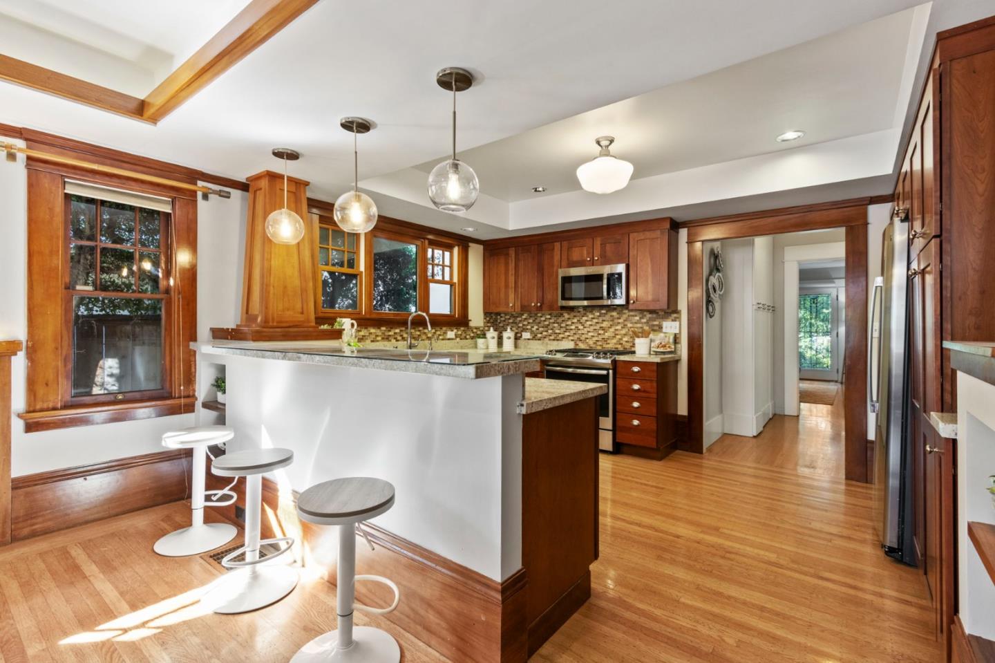 221 Grand Street