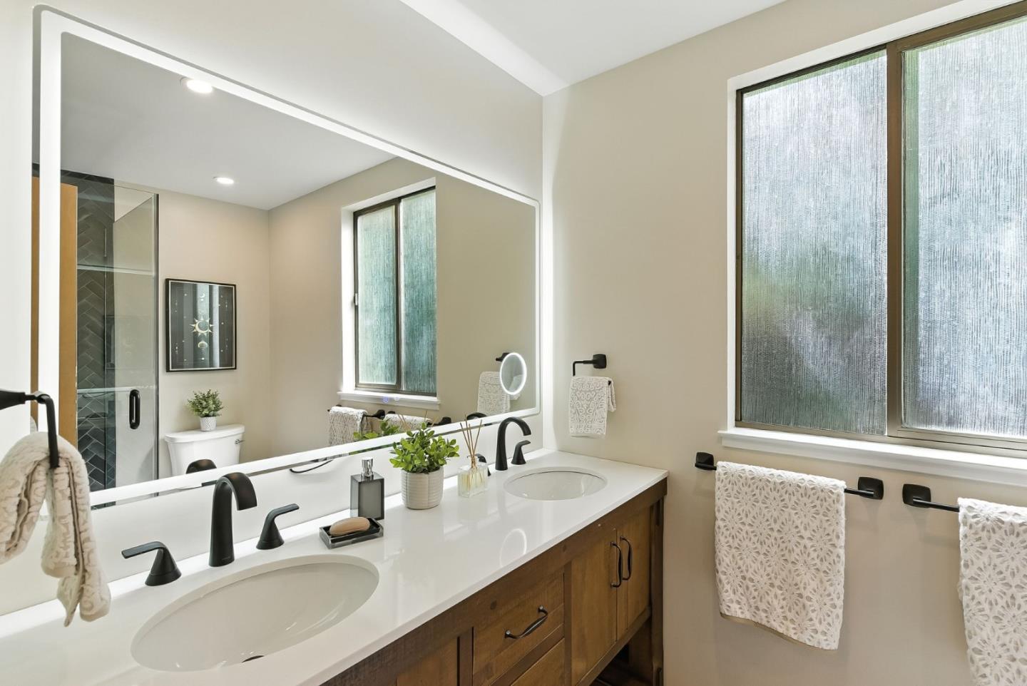 3909 Pepper Tree Court