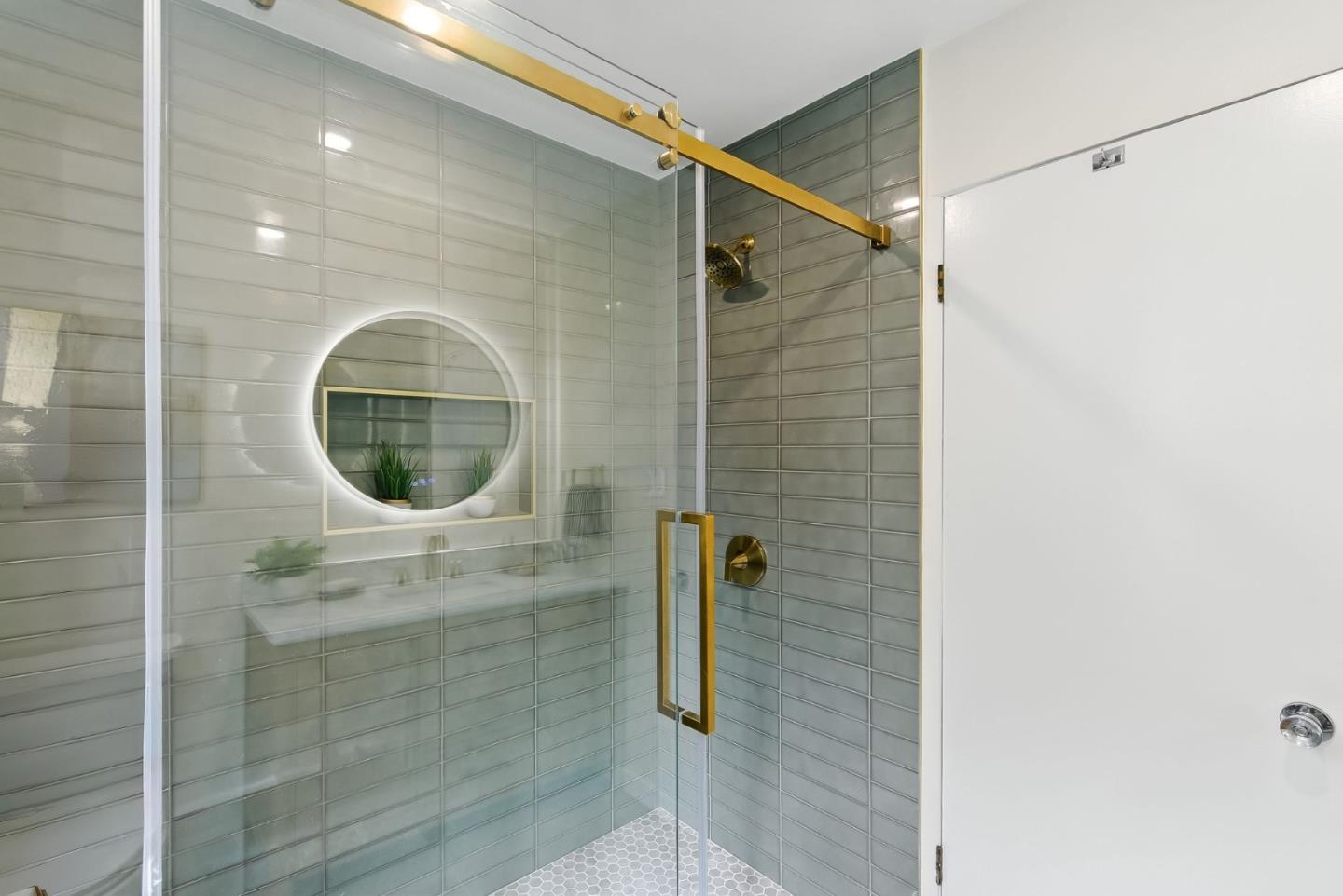 3909 Pepper Tree Court