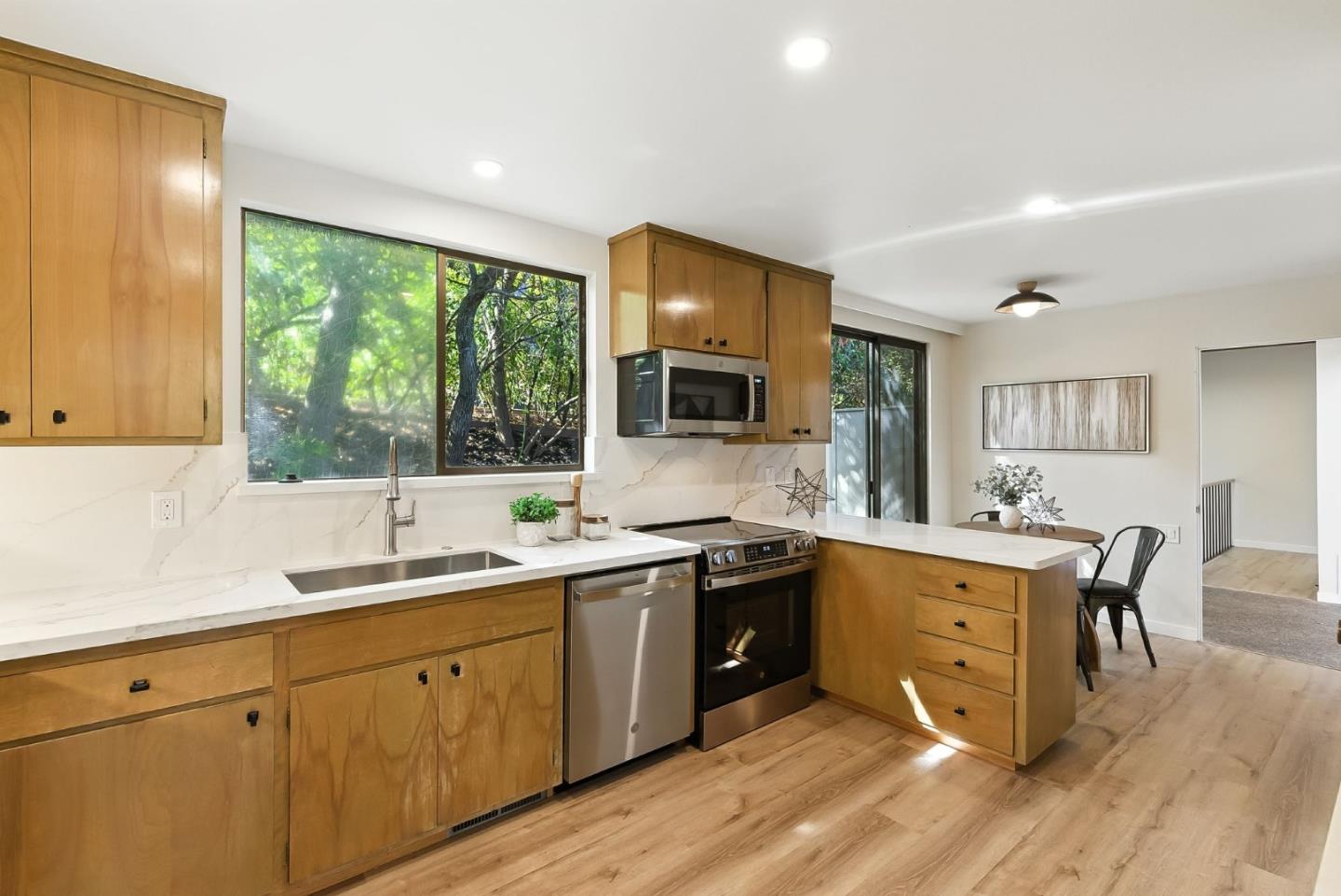 3909 Pepper Tree Court