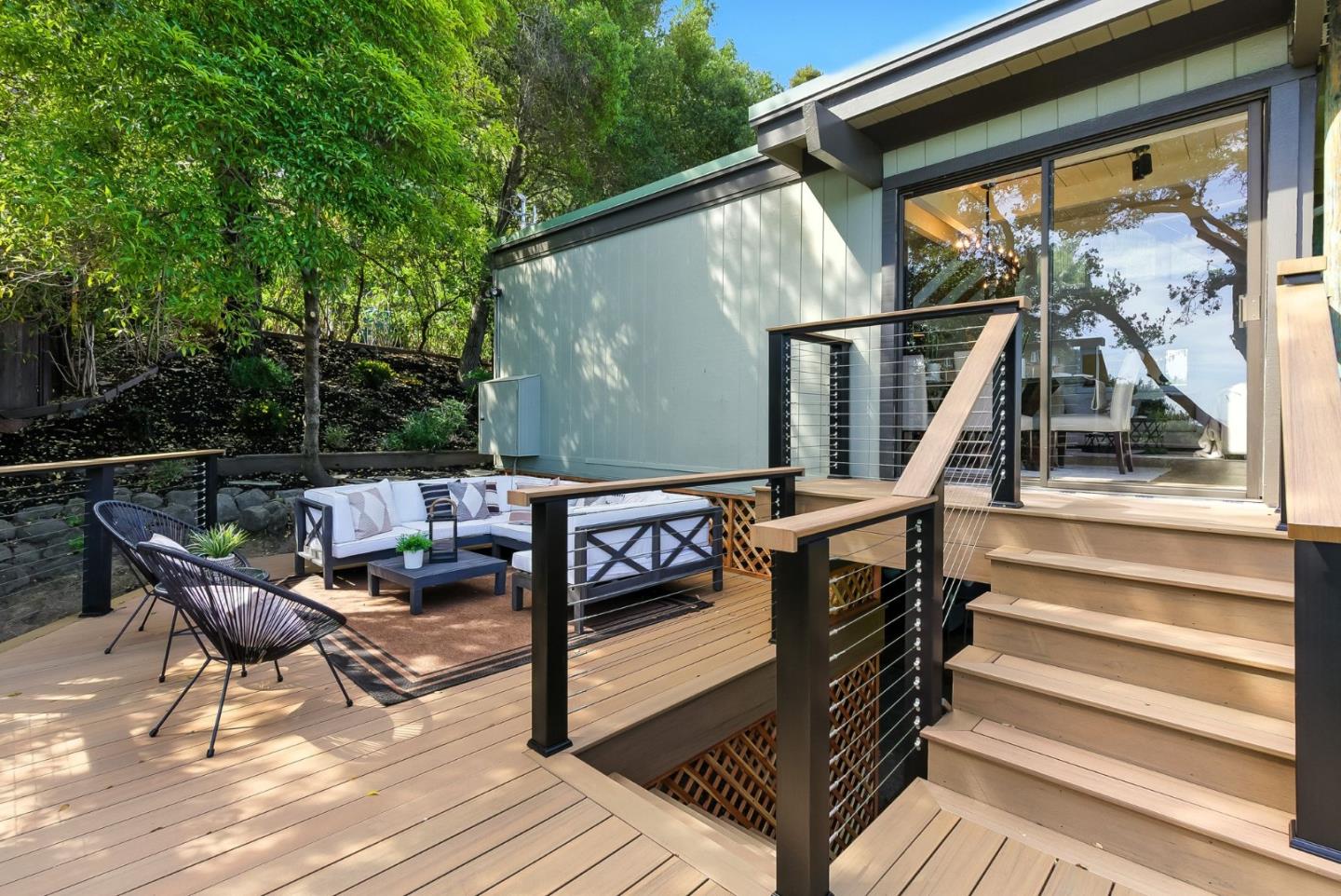 3909 Pepper Tree Court